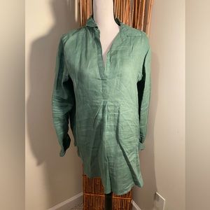 Green linen tunic